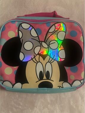 Bioworld Disney Minnie Mouse Lunch Bag with Holographic Bow Accent